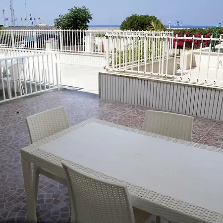 La Maison Chic Beach *